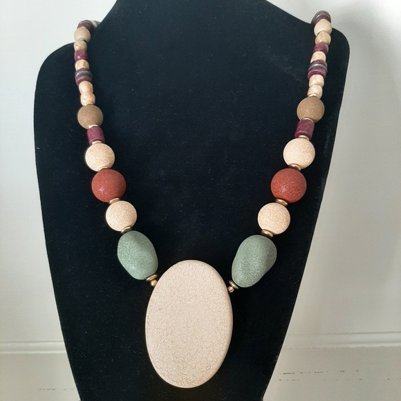 Jewelry - JAPAN BEADED NECKLACE